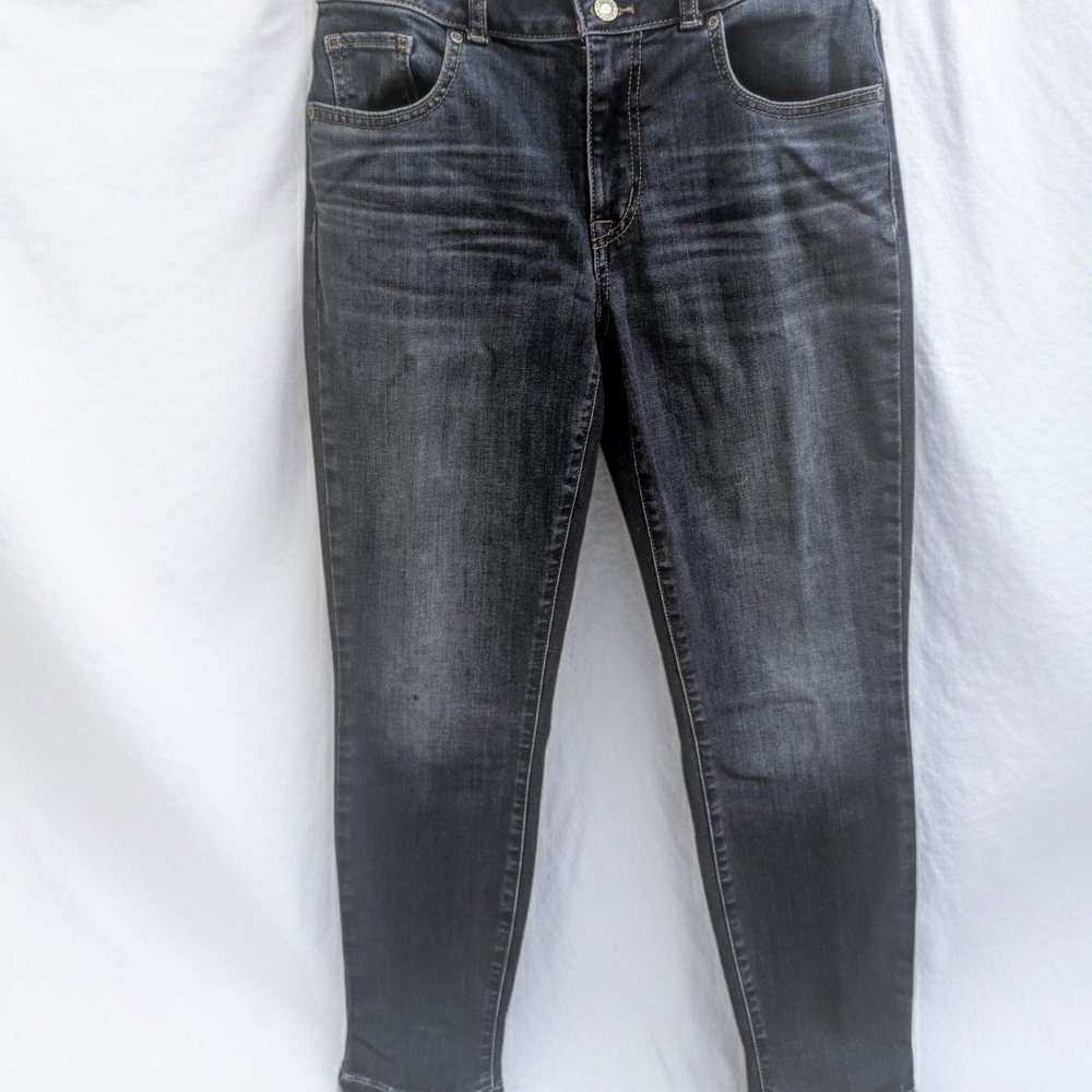 M Jeans By Maurice's Size 6 High Rise Straight Leg Medium Wash